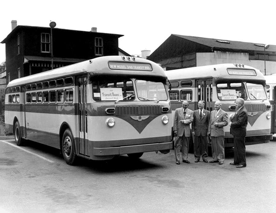  Checker 340 Transit Bus 1953 года  (фото 3 из 3)